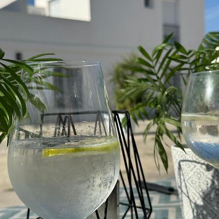 Apartamentos Munoz Fornell 2 Chiclana de la Frontera Eksteriør bilde