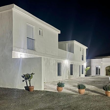 Apartamentos Munoz Fornell 2 Chiclana de la Frontera Eksteriør bilde