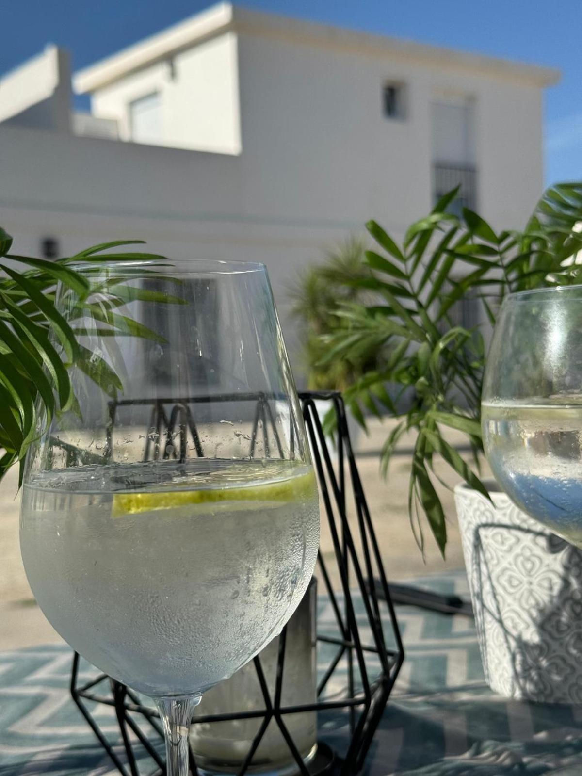 Apartamentos Munoz Fornell 2 Chiclana de la Frontera Eksteriør bilde
